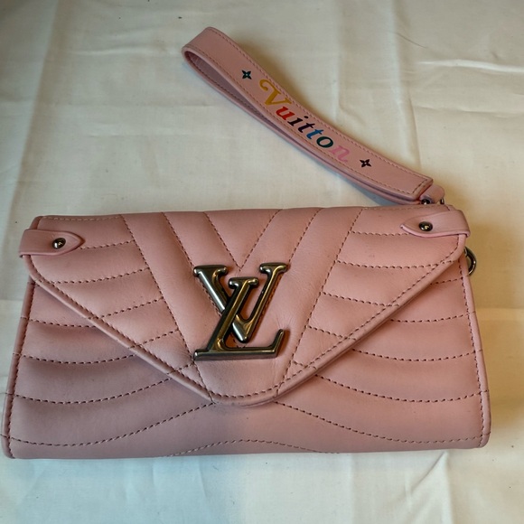 Louis Vuitton New Wave Chain Wallet – Pink Quilted Leather - Picture 1 of 6